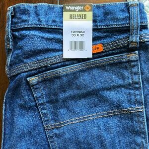 Wrangler FR jeans, 33x32, relaxed, NWT
